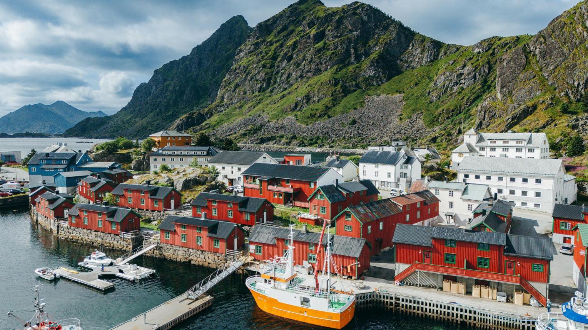 Live Lofoten Hotel Stamsund Exterior photo