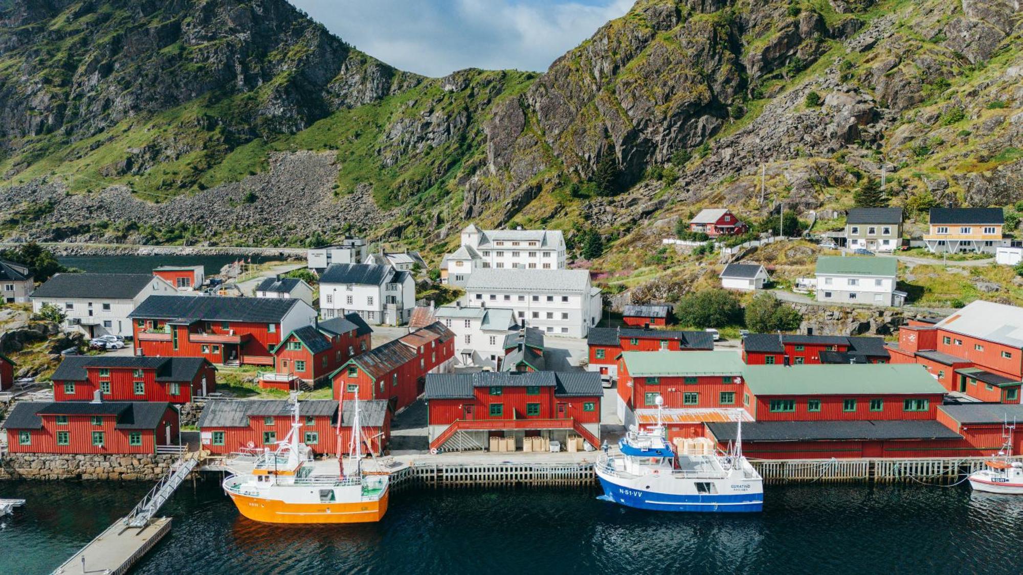 Live Lofoten Hotel Stamsund Exterior photo