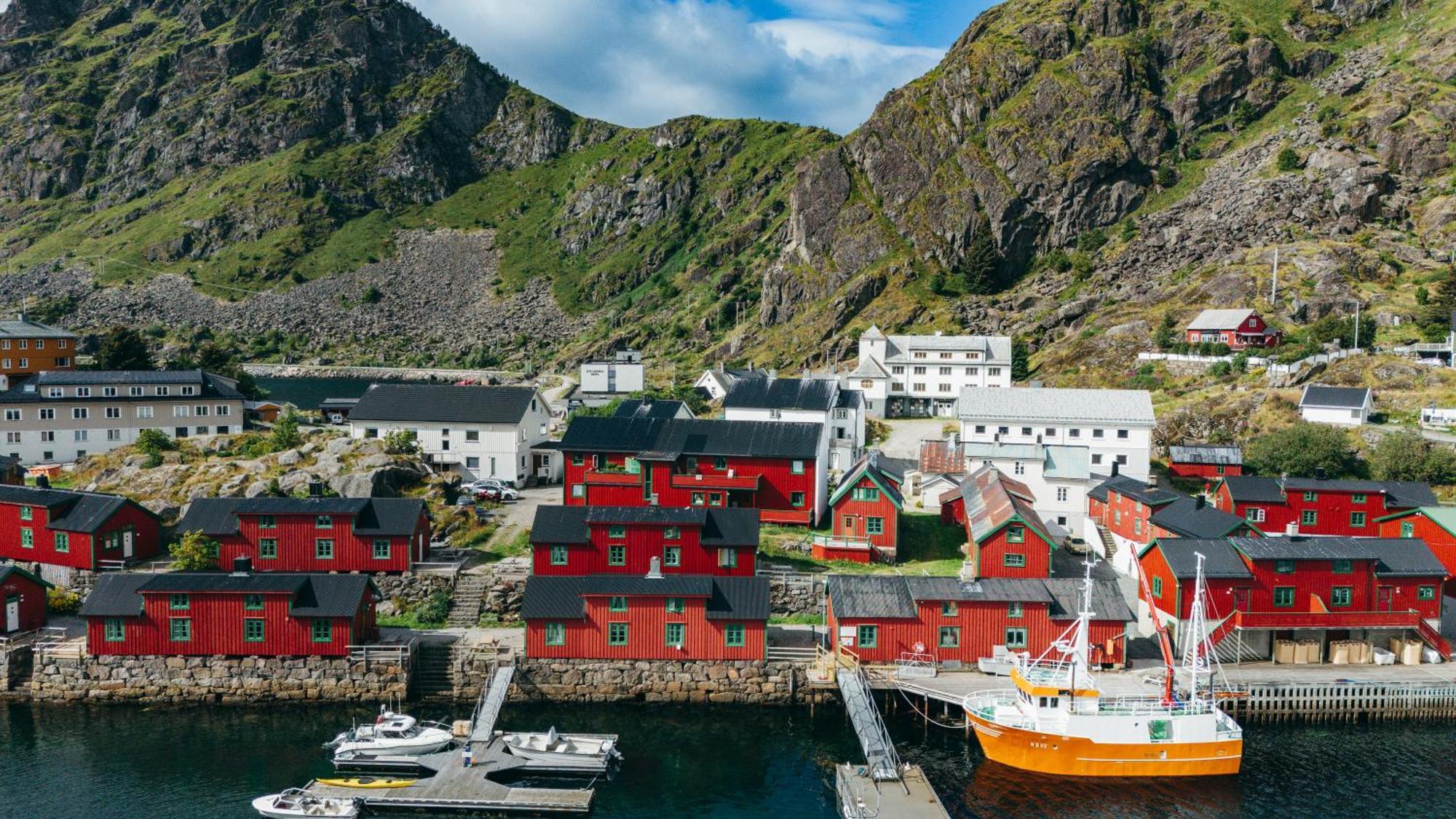 Live Lofoten Hotel Stamsund Exterior photo